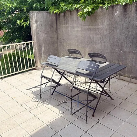 Les Balcons *